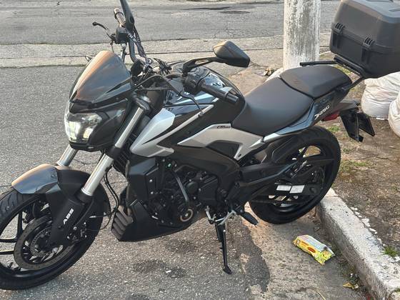 BAJAJ DOMINAR 250 